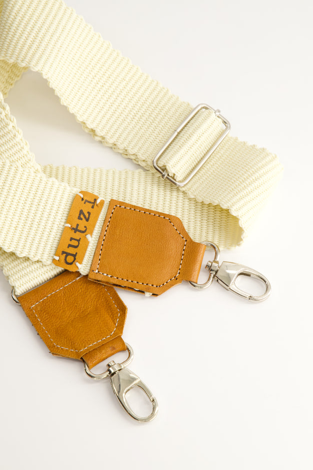 Dropshaped crossbody